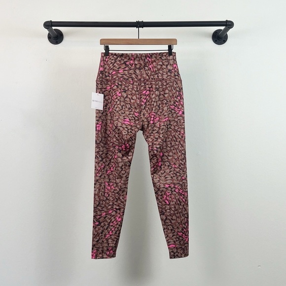 NWT Beyond Yoga Lux Print Cheetah Swirl High Waisted Leggings - Picture 5 of 7